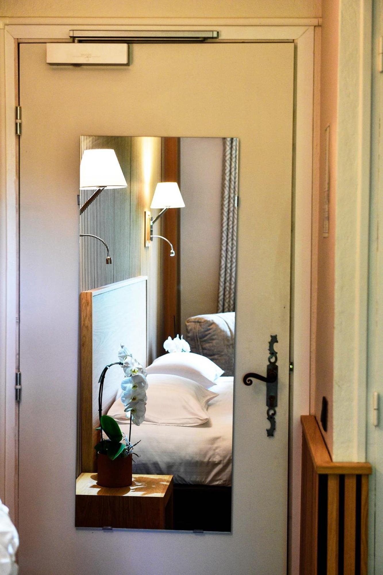 Le Mas Des Aigras - Hotel & Restaurant De Charme En Provence Οράνζ Εξωτερικό φωτογραφία